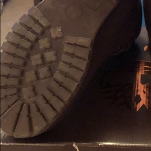 Timberlands - Picture 6 of 8